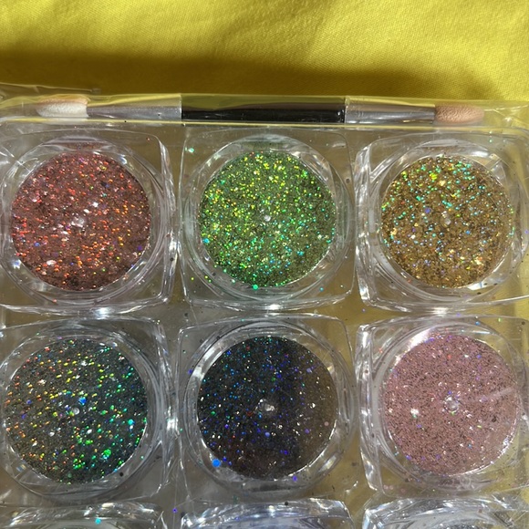 New 12 Holographic Glitter for nail art - Picture 2 of 6